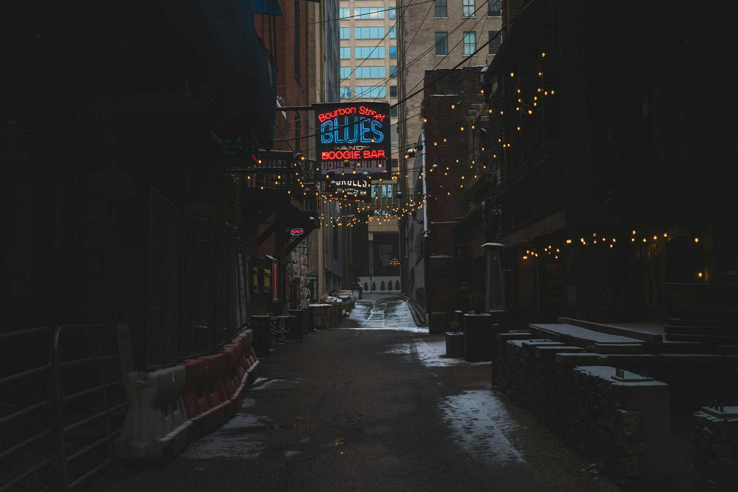 britischer-vibe-in-selignestadt-–-bluesrock-konzert-mit-davy-knowles-St-Wish Gravity App