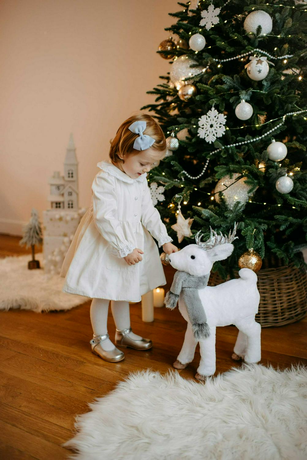 weihnachts-kasperletheater-für-die-kinder-in-der-galerie-„altes-haus“-St-Wish Gravity App