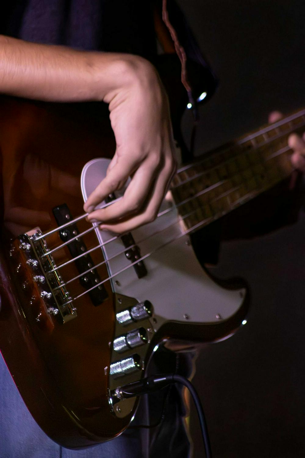 britischer-vibe-in-selignestadt-–-bluesrock-konzert-mit-davy-knowles-WN-Wish Gravity App